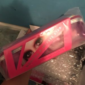 Brand new Jeffree Star brushes